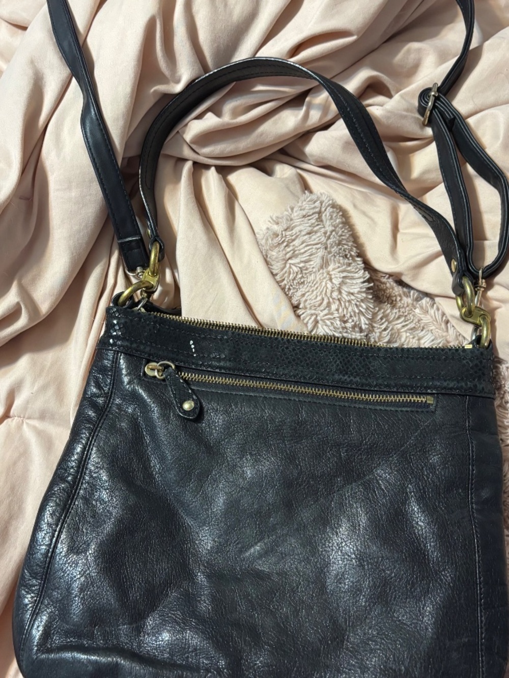Used Coach Purse - Picture 2 of 4